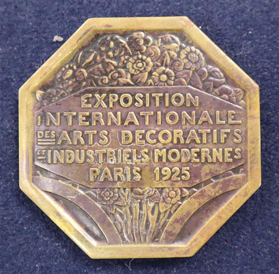 Pierre Turin. An Exposition Internationale des Arts Decoratifs et Industriels Modernes medal, 6cm